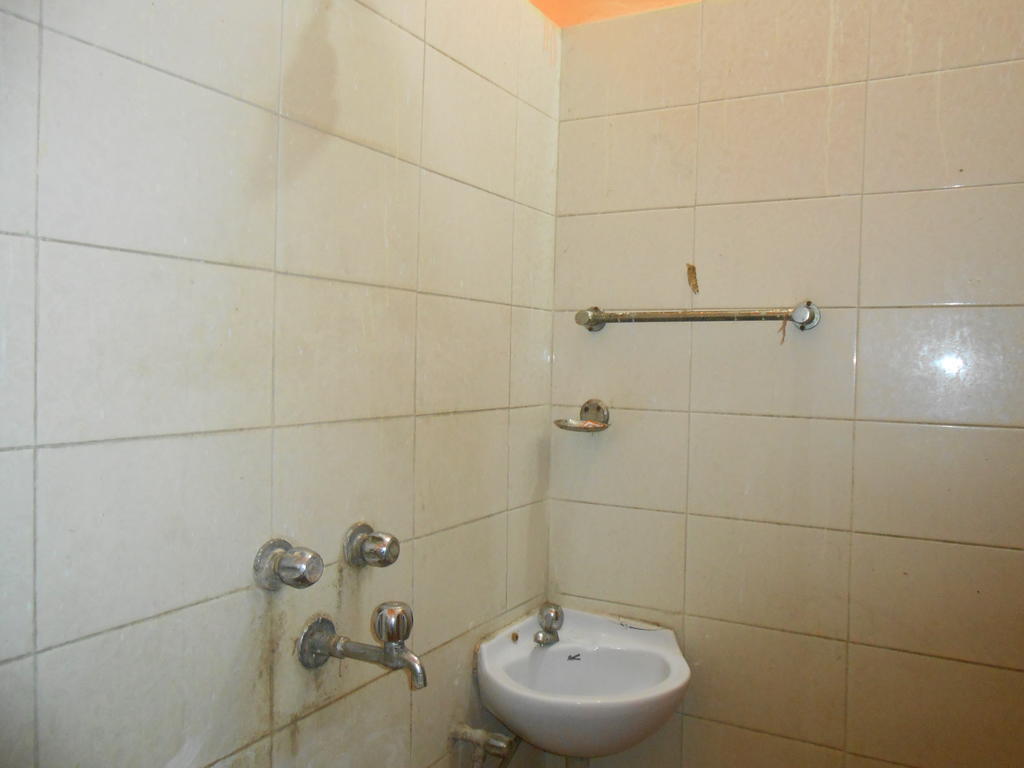 فاراناسي Maruti Guest House الغرفة الصورة